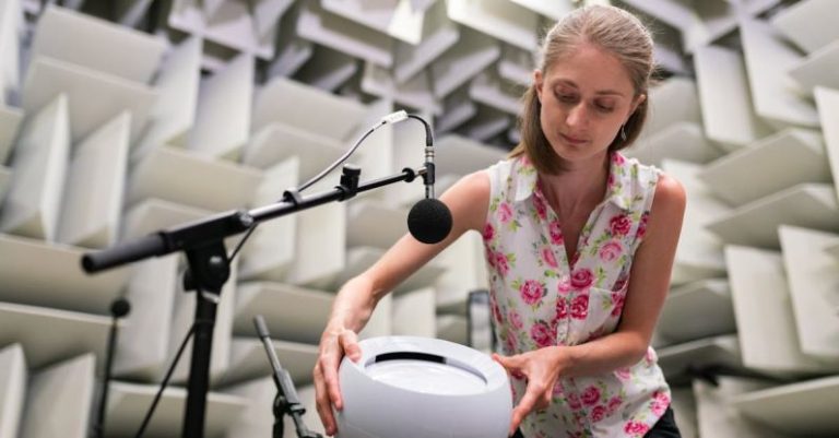 Sound Engineering Skills - Photo Of Female Engineer Doing Tests